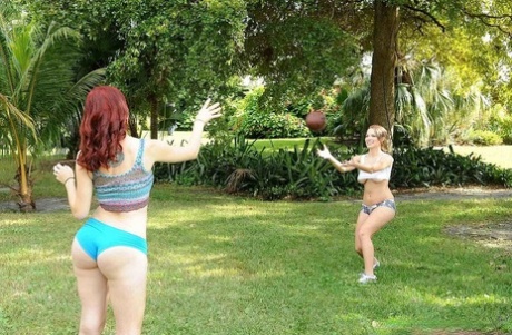 Fit sluts in shorts air big tits & suck cock for hot facial in wild threesome