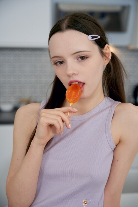 Oh My Holes performed by Dakota Doll Porn Gallery