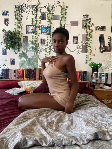 Ersties featuring Cookie XXX Pics